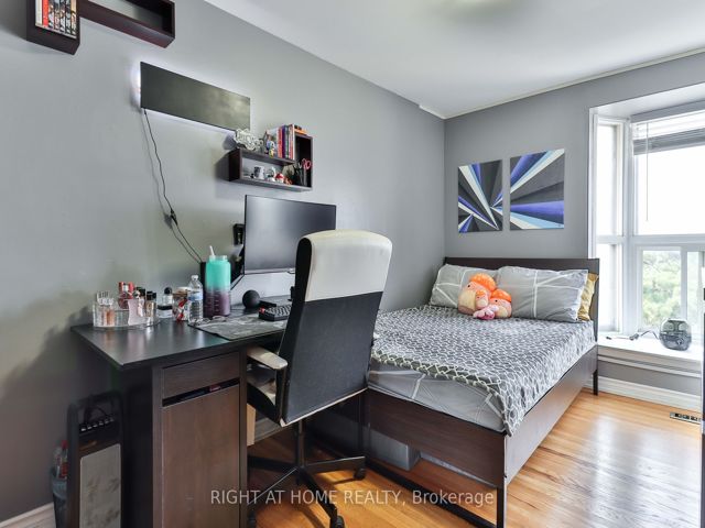 244 - 260 John Garland Blvd