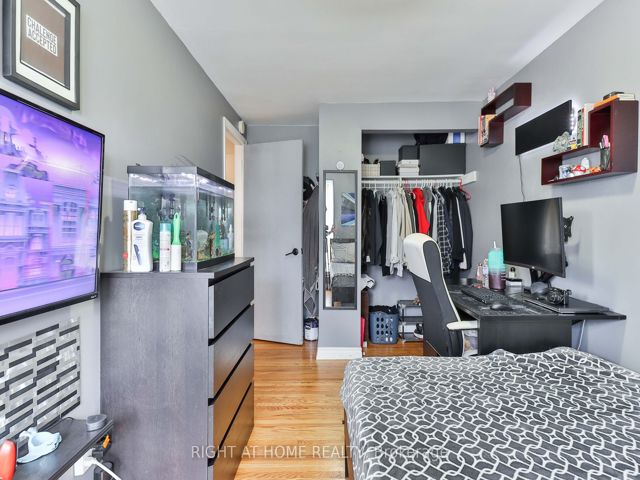 244 - 260 John Garland Blvd