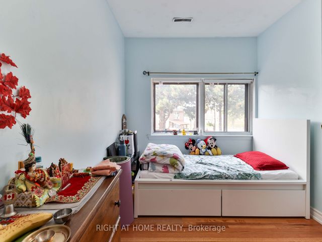 244 - 260 John Garland Blvd