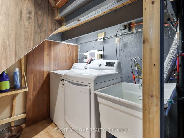 244 - 260 John Garland Blvd