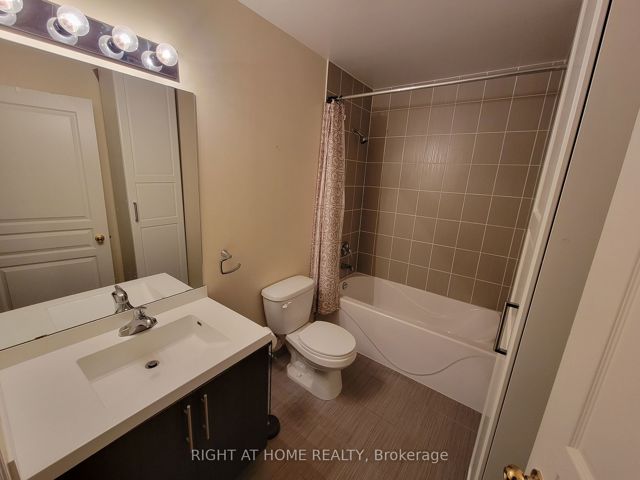 4304 - 2230 Lake Shore Blvd W