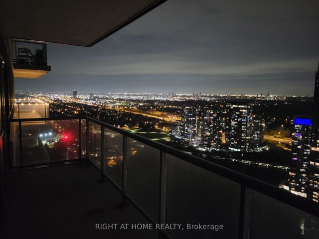 4304 - 2230 Lake Shore Blvd W