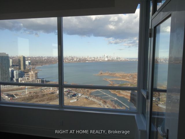 4304 - 2230 Lake Shore Blvd W