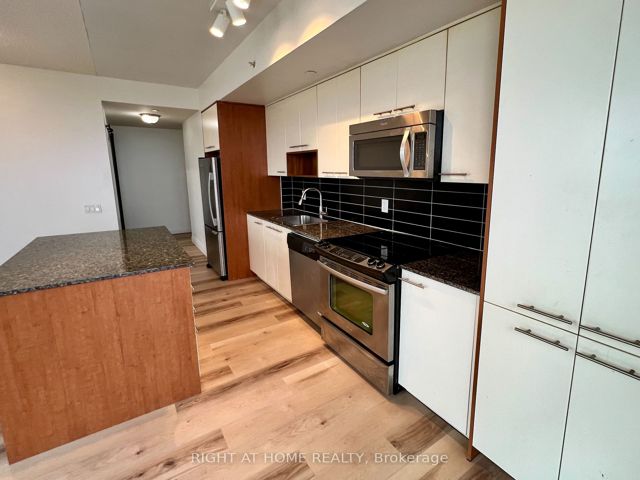 3108 - 5 Valhalla Inn Rd