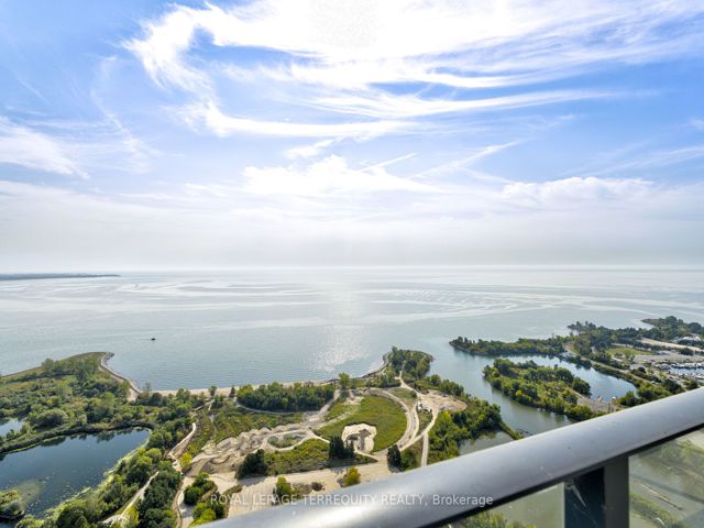 4506 - 20 Shore Breeze Dr
