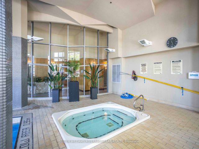 213 - 2121 Lake Shore Blvd W