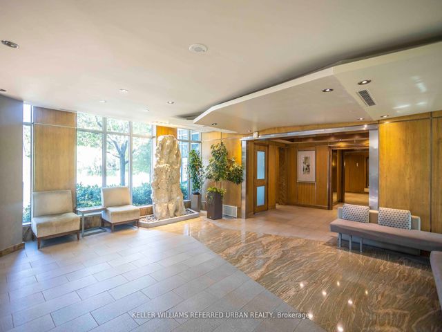 213 - 2121 Lake Shore Blvd W