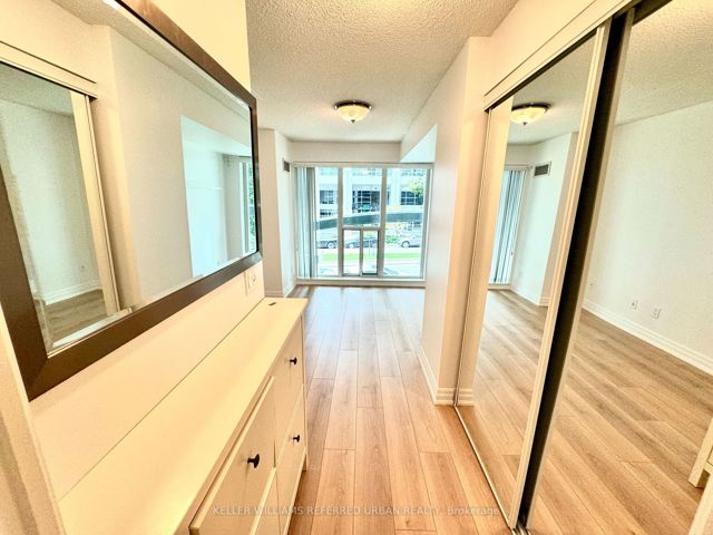213 - 2121 Lake Shore Blvd W