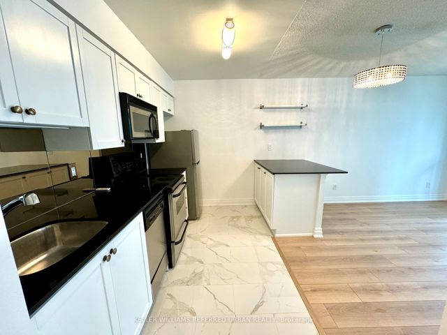 213 - 2121 Lake Shore Blvd W