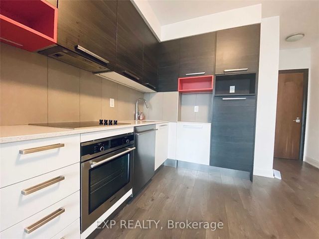 1601 - 36 Park Lawn Rd W