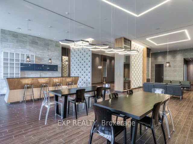 1601 - 36 Park Lawn Rd W