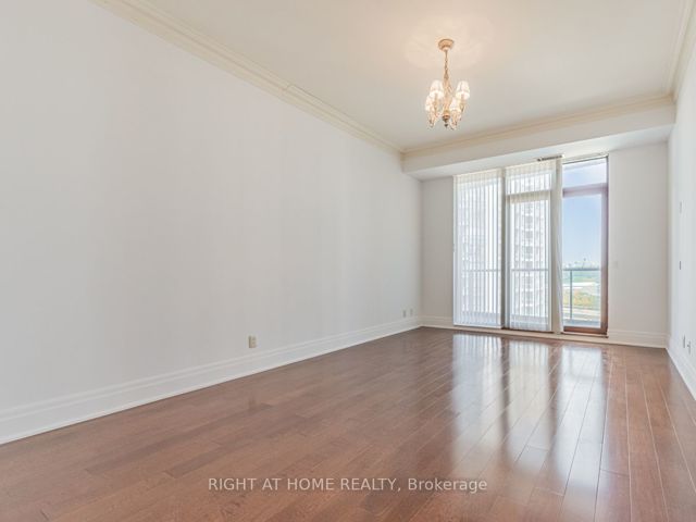 LPH19 - 2095 Lake Shore Blvd W