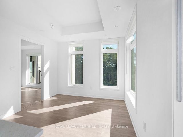313 - 165 Canon Jackson Dr W