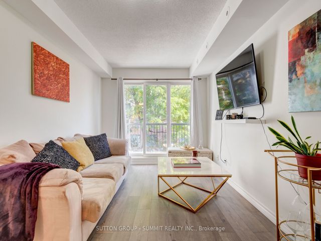 2003 - 3049 Finch Ave W