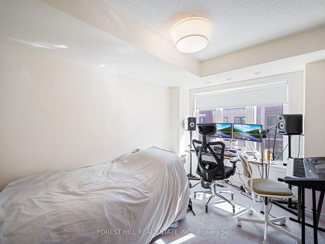 21 - 145 Long Branch Ave