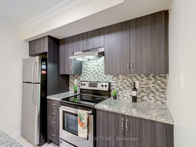 43 - 2315 Sheppard Ave W
