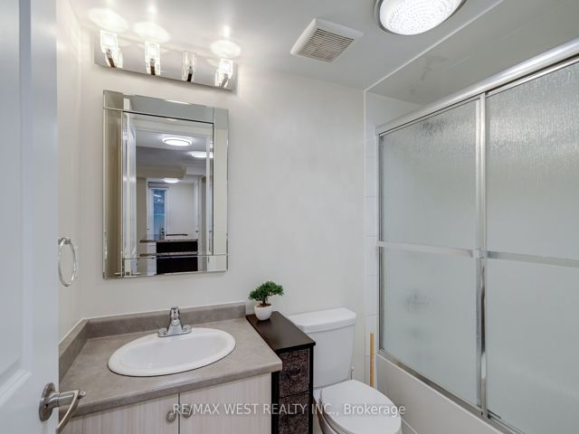 43 - 2315 Sheppard Ave W