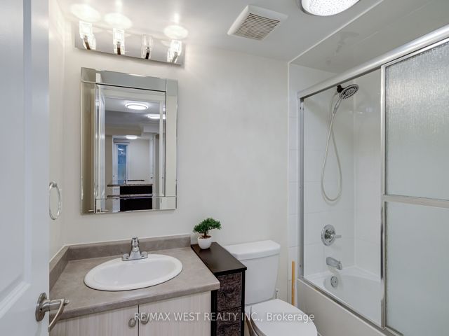 43 - 2315 Sheppard Ave W