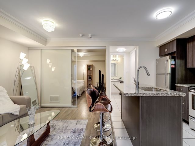 43 - 2315 Sheppard Ave W