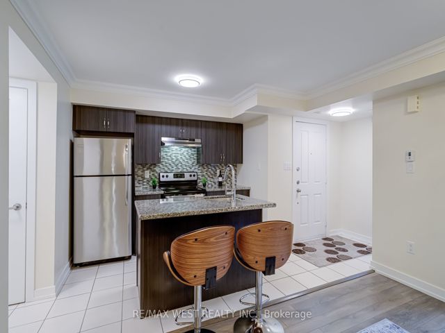 43 - 2315 Sheppard Ave W