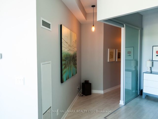 222 - 169 Fort York Blvd