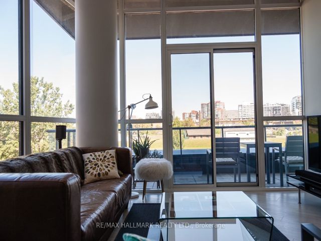 222 - 169 Fort York Blvd